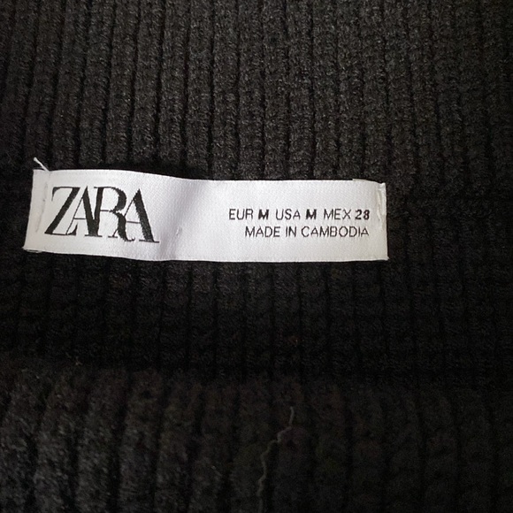 Zara Chunky Knit Skirt - Picture 2 of 5